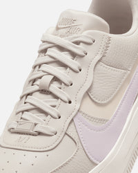 Nike Women's Air Force 1 PLT.AF.ORM Light Orewood Brown