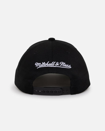 Mitchell & Ness Chicago Bulls NBA Finals Pro Crown Snapback Black