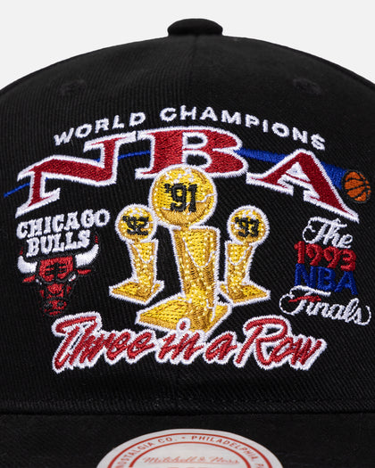 Mitchell & Ness Chicago Bulls NBA Finals Pro Crown Snapback Black