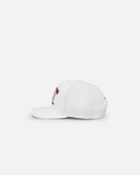 Mitchell & Ness Chicago Bulls 3 Time OG Corduroy Snapback White
