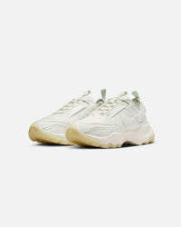 Nike Women's TC 7900 Premium Sail/Sail Sea Glass