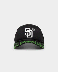 New Era San Diego Padres 'Glow In The Dark' 9FORTY A-Frame Trucker Snapback Black/Neon Green