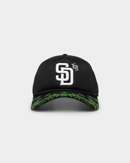 New Era San Diego Padres 'Glow In The Dark' 9FORTY A-Frame Trucker Snapback Black/Neon Green