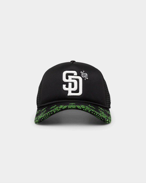 New Era San Diego Padres 'Glow In The Dark' 9FORTY A-Frame Trucker Snapback Black/Neon Green