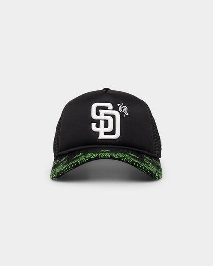 New Era San Diego Padres 'Glow In The Dark' 9FORTY A-Frame Trucker Snapback Black/Neon Green