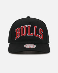 Mitchell & Ness Chicago Bulls Team Colour Wordmark MVP Snapback Black