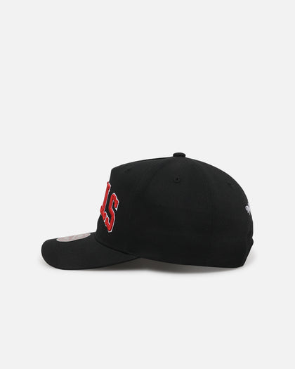 Mitchell & Ness Chicago Bulls Team Colour Wordmark MVP Snapback Black