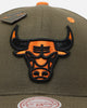 Mitchell & Ness Chicago Bulls 'Harmony of Hues' Pro Crown Snapback Olive/Orange