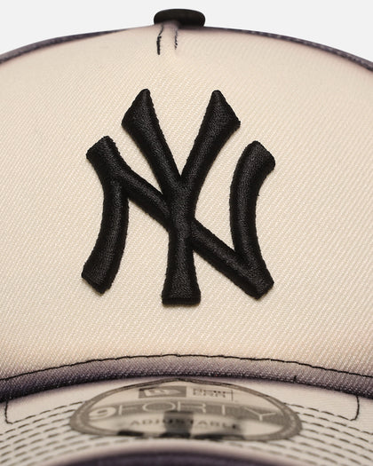 New Era New York Yankees 'Gradient Edge' 9FORTY A-Frame Snapback Black