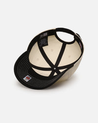 New Era Collingwood Magpies 'AFL 2025 2 Tone' Casual Classic Strapback Chrome White