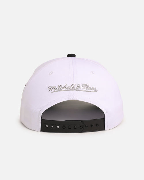 Mitchell & Ness Chicago Bulls 'Coaches Origins' Deadstock Snapback White/Black