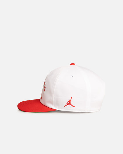 Jordan Chicago Bulls Jordan Pro Unstructured Flat Bill Snapback White/Red