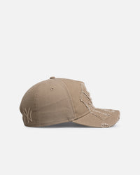 New Era New York Yankees 'Applique Distressed' 9FORTY A-Frame Snapback Beige/Khaki