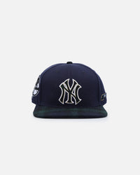 Pro Standard New York Yankees Pro Prep Plaid Snapback Midnight Navy
