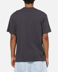 Mitchell & Ness New York Knicks Arch T-Shirt Washed Black
