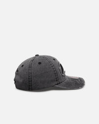 Mitchell & Ness New York Knicks 'Destroyed' Dad Fit Strapback Washed Black