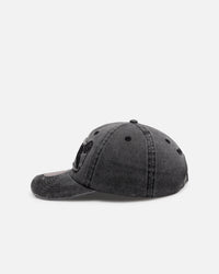 Mitchell & Ness New York Knicks 'Destroyed' Dad Fit Strapback Washed Black