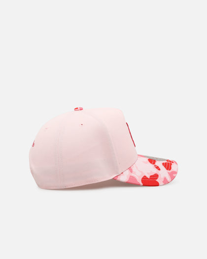 Mitchell & Ness Detroit Tigers 'Pink Camo' Pro Pinch Snapback Pink