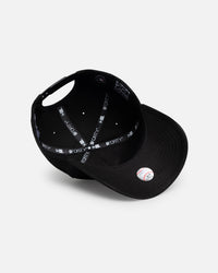New Era Chicago White Sox "Black Metal Badge" 9Forty A-Frame Snapback Black