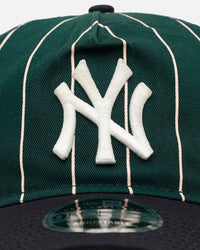 New Era New York Yankees 'Pinstripe' 9FORTY A-Frame Snapback Dark Green