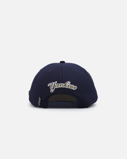 Pro Standard New York Yankees Pro Prep Plaid Snapback Midnight Navy