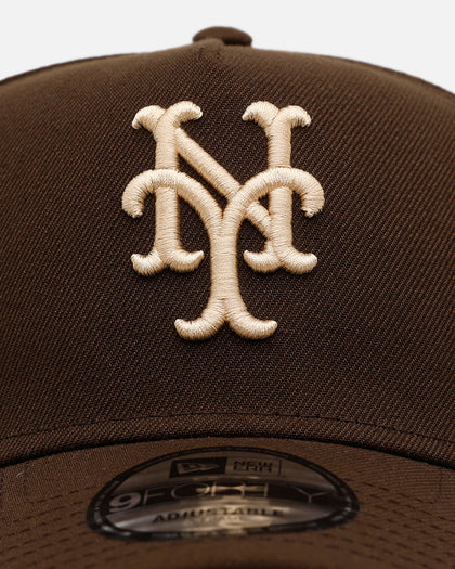New Era New York Mets 'Stay Classy' 9FORTY A-Frame Snapback Walnut