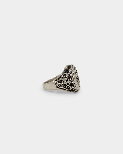 NXS Heirloom Cross Ring White Gold