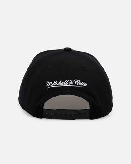 Mitchell & Ness New York Knicks 'Rhinestone Luxury' Pro Pinch Snapback Black