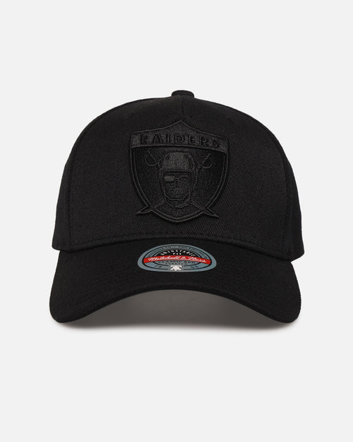 Mitchell & Ness Las Vegas Raiders 'Triple Black Core Classic' MVP Snapback Black