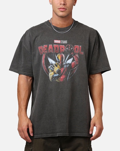 73Studio Marvel Deadpool Poster Heavyweight T-Shirt Black Wash