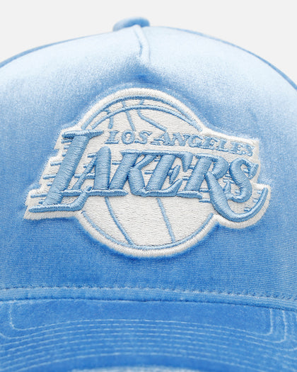 New Era Los Angeles Lakers 'Sky Velvet' 9FORTY A-Frame Snapback Sky Blue