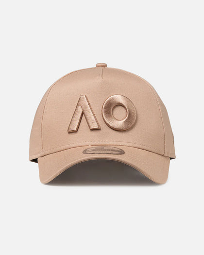 New Era Australian Open '26 9FORTY A-Frame Snapback Med Beige