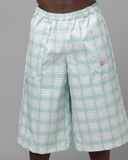 Loiter Ultra Hybrid Shorts Green Plaid