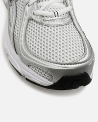 New Balance 740 Silver/Black