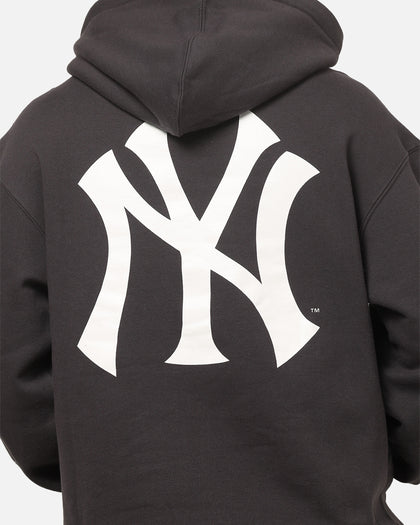 Majestic Athletic New York Yankees Everteam Logo Hoodie Washed Black
