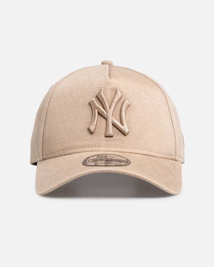 New Era New York Yankees 'Dirty Wash' 9FORTY A-Frame Snapback Camel