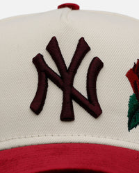 New Era New York Yankees 'Velvet Roses' 9FORTY A-Frame Snapback Chrome