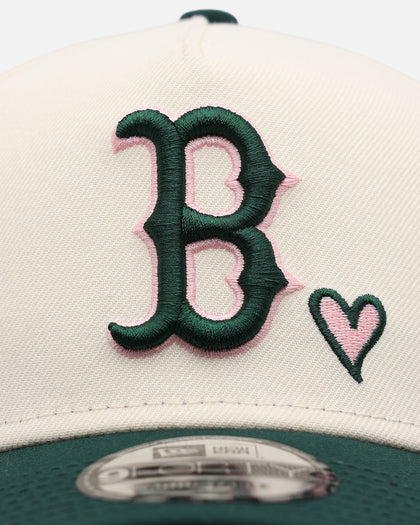 New Era Boston Red Sox 'Pink Satin Hearts Green' 9FORTY A-Frame Snapback Chrome/Dark Green