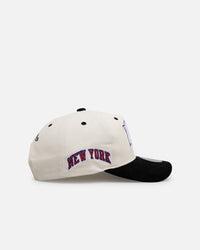 Mitchell & Ness New York Knicks 'Worldwide' Deadstock Snapback Egret