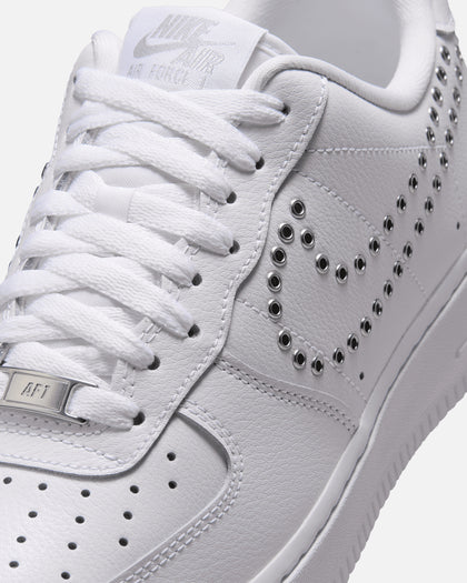 Nike Women's Air Force 1 '07 LV8