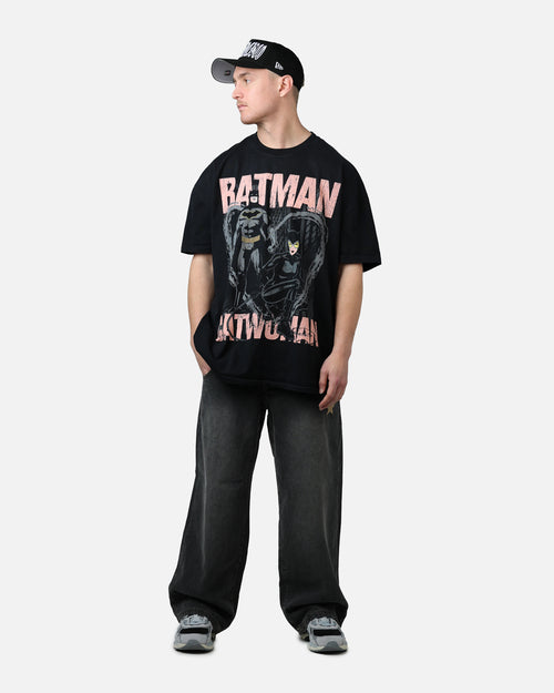 73Studio X DC Batman Batman & Catwomen Heavyweight T-Shirt Black
