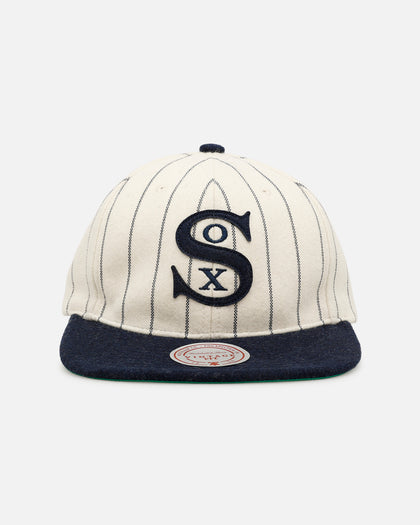 Mitchell & Ness Chicago White Sox 'Vintage Baseball' Vintage Fit Strapback Off White