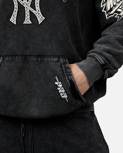 Pro Standard New York Yankees Raffia Hoodie Black Acidwash