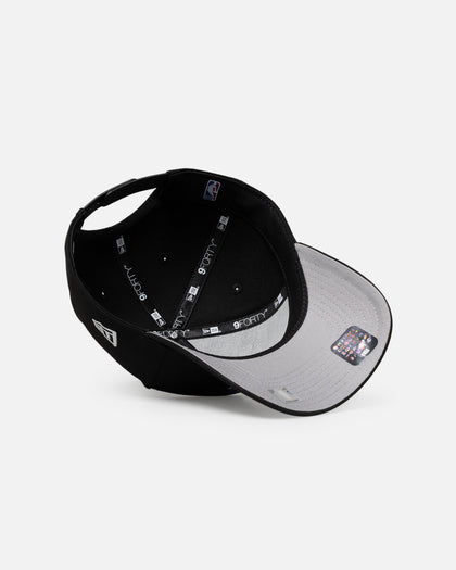 New Era New York Knicks 'Flame Logo' 9FORTY A-Frame Snapback Black