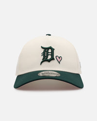 New Era Detroit Tigers 'Pink Satin Hearts Green' 9FORTY A-Frame Snapback Chrome/Dark Green