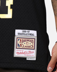 Mitchell & Ness Los Angeles Lakers Shaquille O'Neal '96-97 Swingman Jersey Black/Gold
