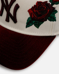 New Era New York Yankees 'Velvet Roses' 9FORTY A-Frame Snapback Chrome