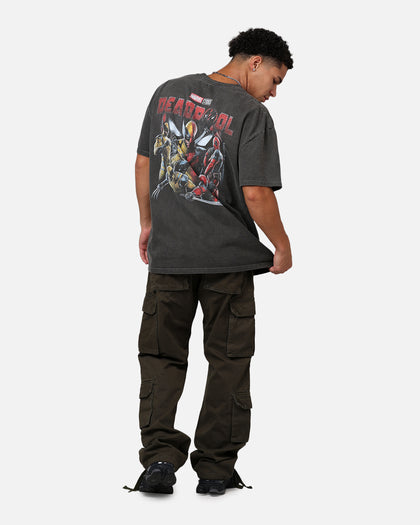 73Studio Marvel Deadpool Poster Heavyweight T-Shirt Black Wash