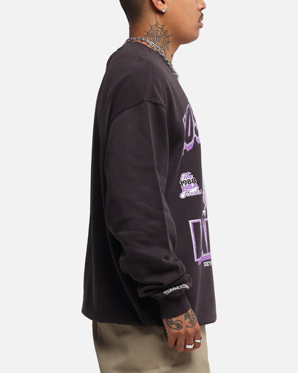 Mitchell & Ness Women's Los Angeles Lakers Arch Logo Crewneck Overdyed Black