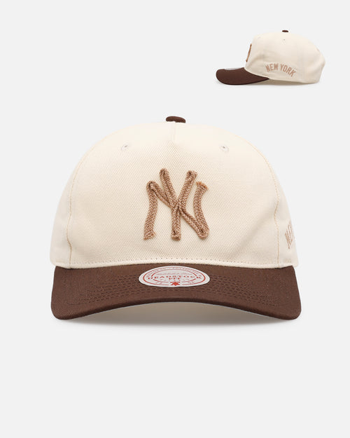 Mitchell & Ness New York Yankees 'Hand Stitch' Deadstock Snapback Brown